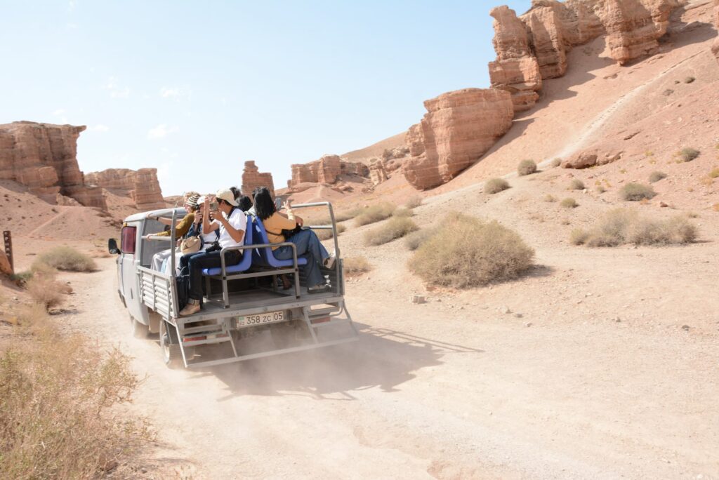 Charyn Canyon shuttle