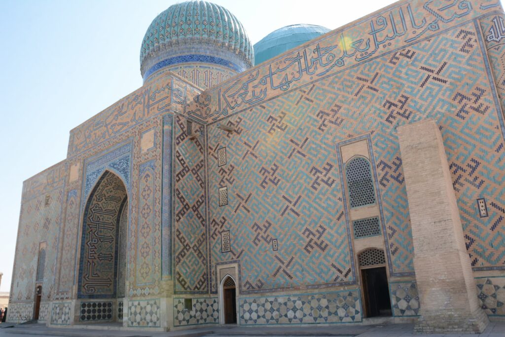 Mausoleum of Kazha Akhedmed Yasuri, Turkistan